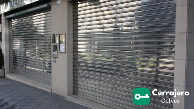 Reparación de persianas metálicas en Carmona